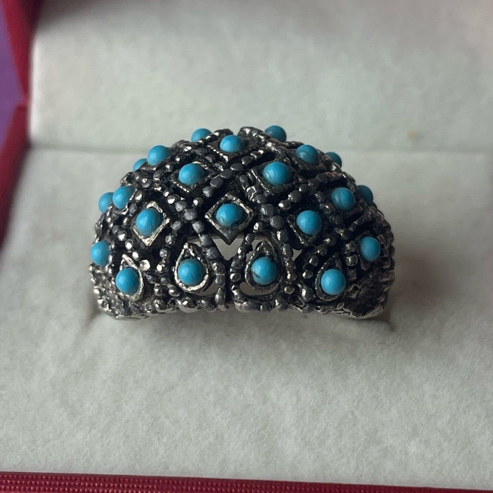 Vintage-Inspired Silver and Turquoise Ring